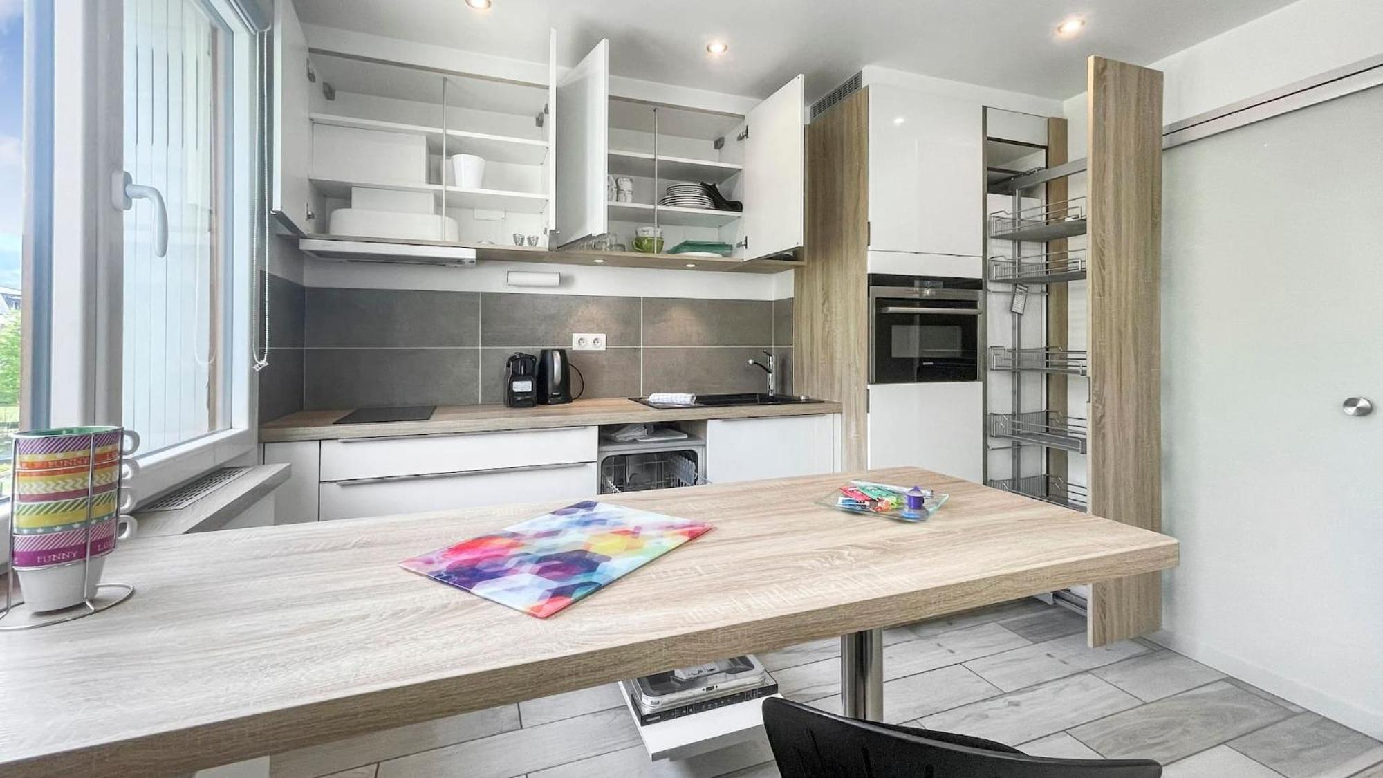 Homey Tidy - New / Proche Centre Annecy / Parking Gratuit / Logement Entierement Equipe Exterior foto